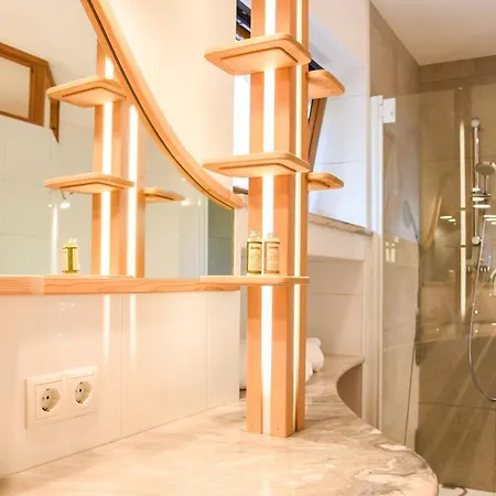 Rocca Apartment
